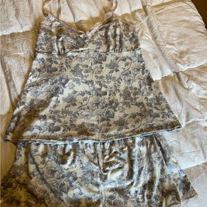Floral Print pj with Lace Trim